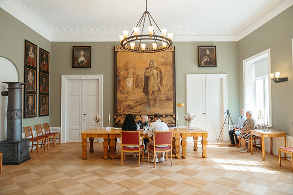 Picture of the city hall wedding in Denmark for binational couple