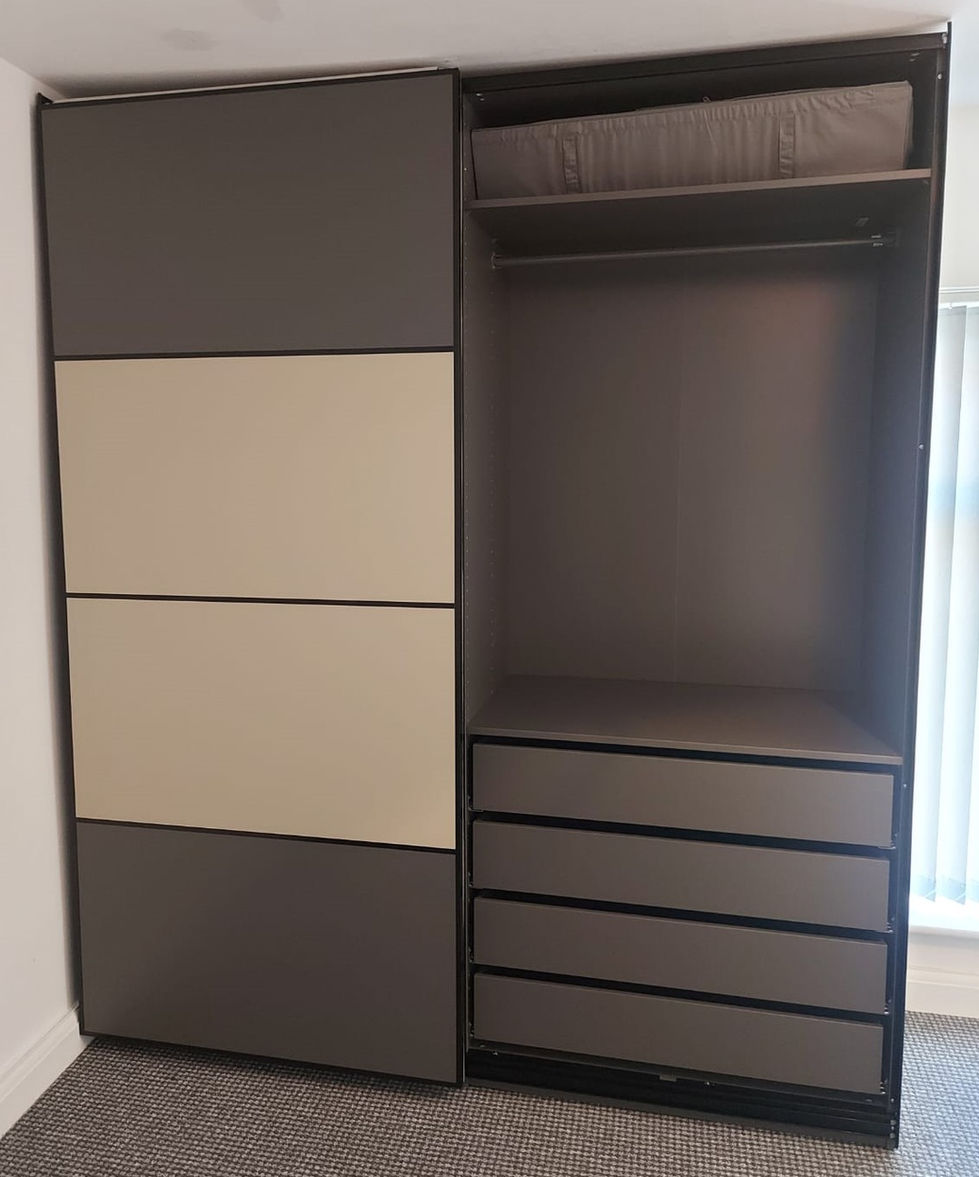 237cm high Ikea Pax/Mehmhn/Auli sliding door wardrobe - inside