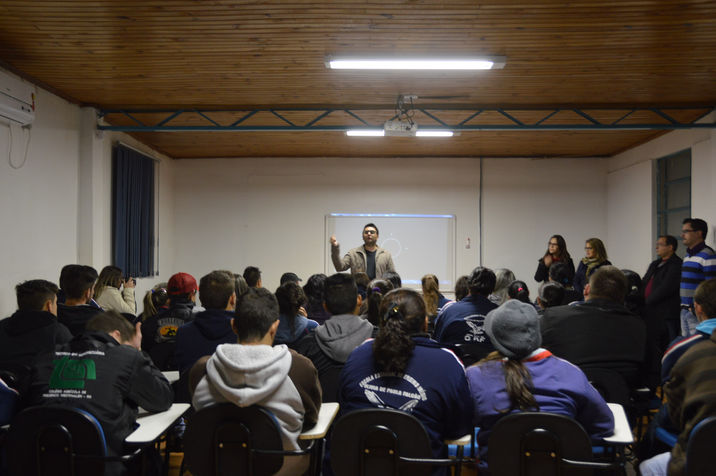 Seja UFSM-FW visita escola de Erval Seco
