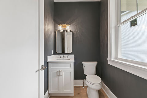 73 Aiken St #13_22.jpg