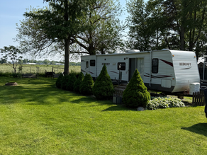 Lot 257 - 2011 Keystone Hideout 38FQDS