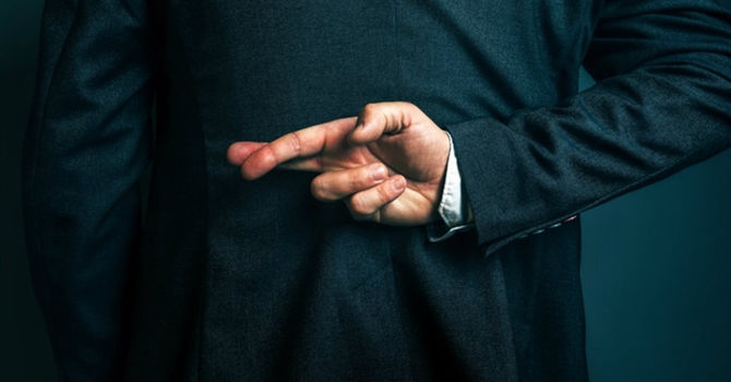 Survey: White Evangelicals Most Likely to Forgive Politicians’ Immorality