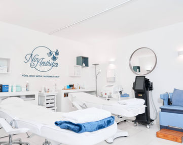 2022_12_09 NinAesthetics_0044 1.jpg