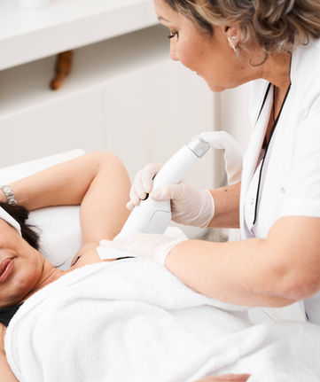 2022_12_09 NinAesthetics_0328.jpg