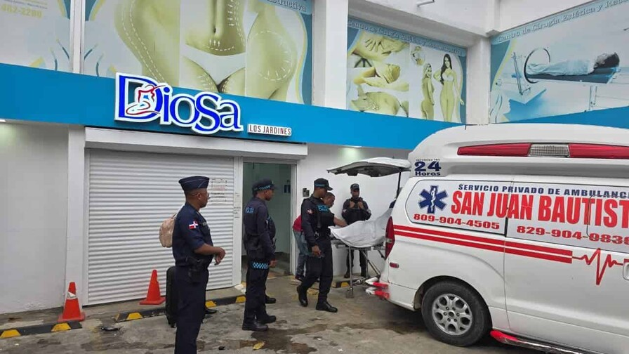 Cierran la clínica de estética Diosa, ubicada en el sector Los Jardines Metropolitanos de Santiago, tras el fallecimiento de una joven de 32 años. (FUENTE EXTERNA)