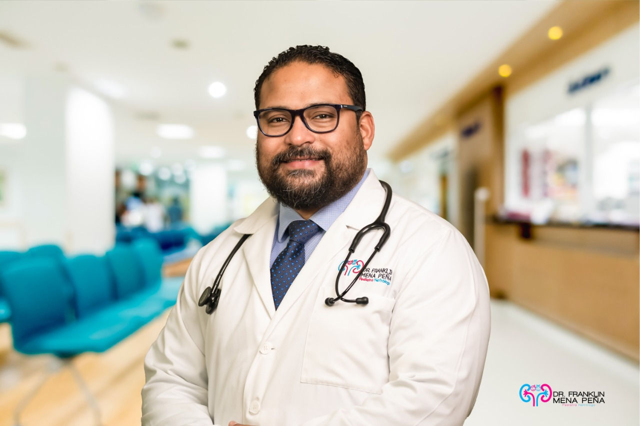 Dr. Franklin Alexander Mena