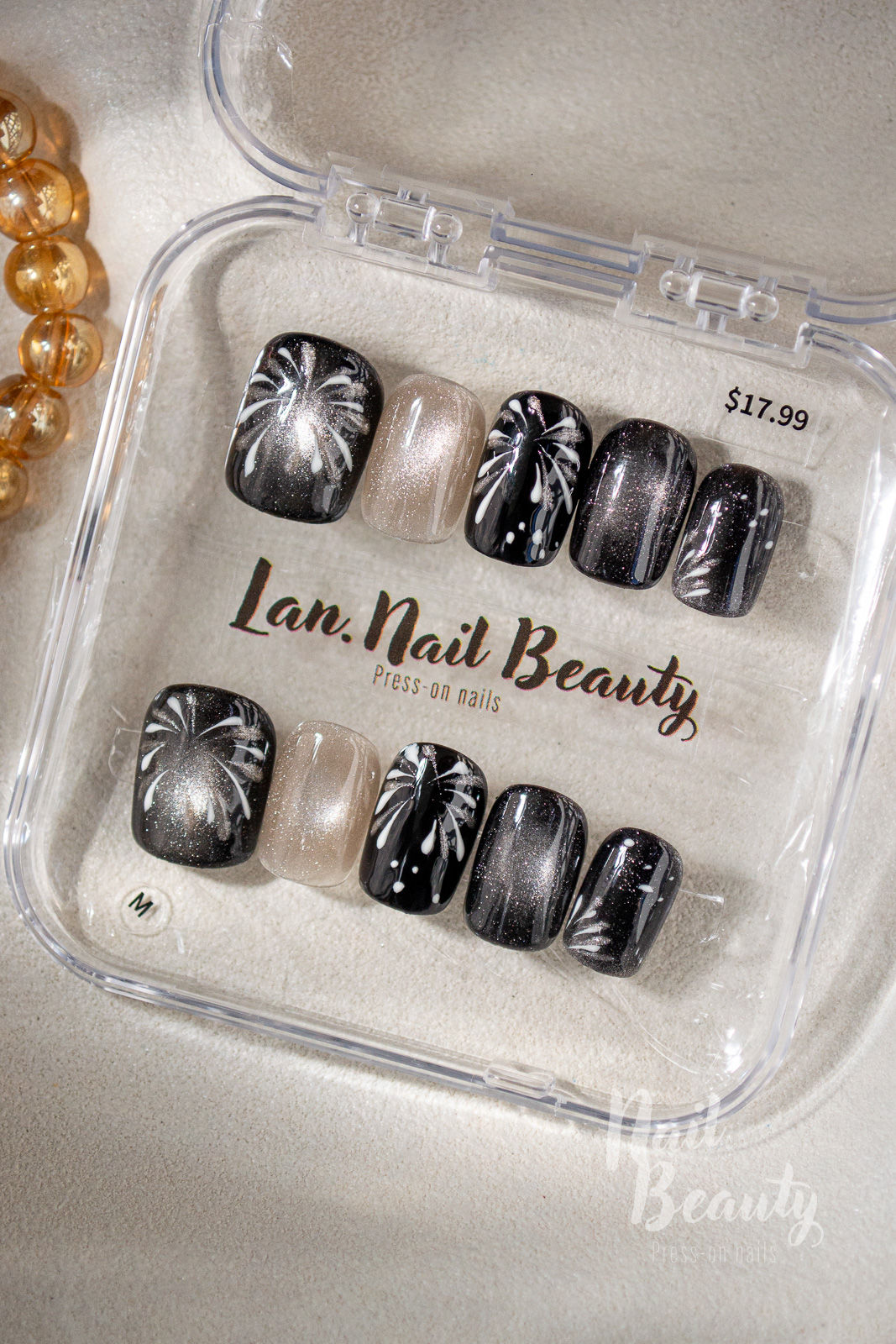 Press-on nail M