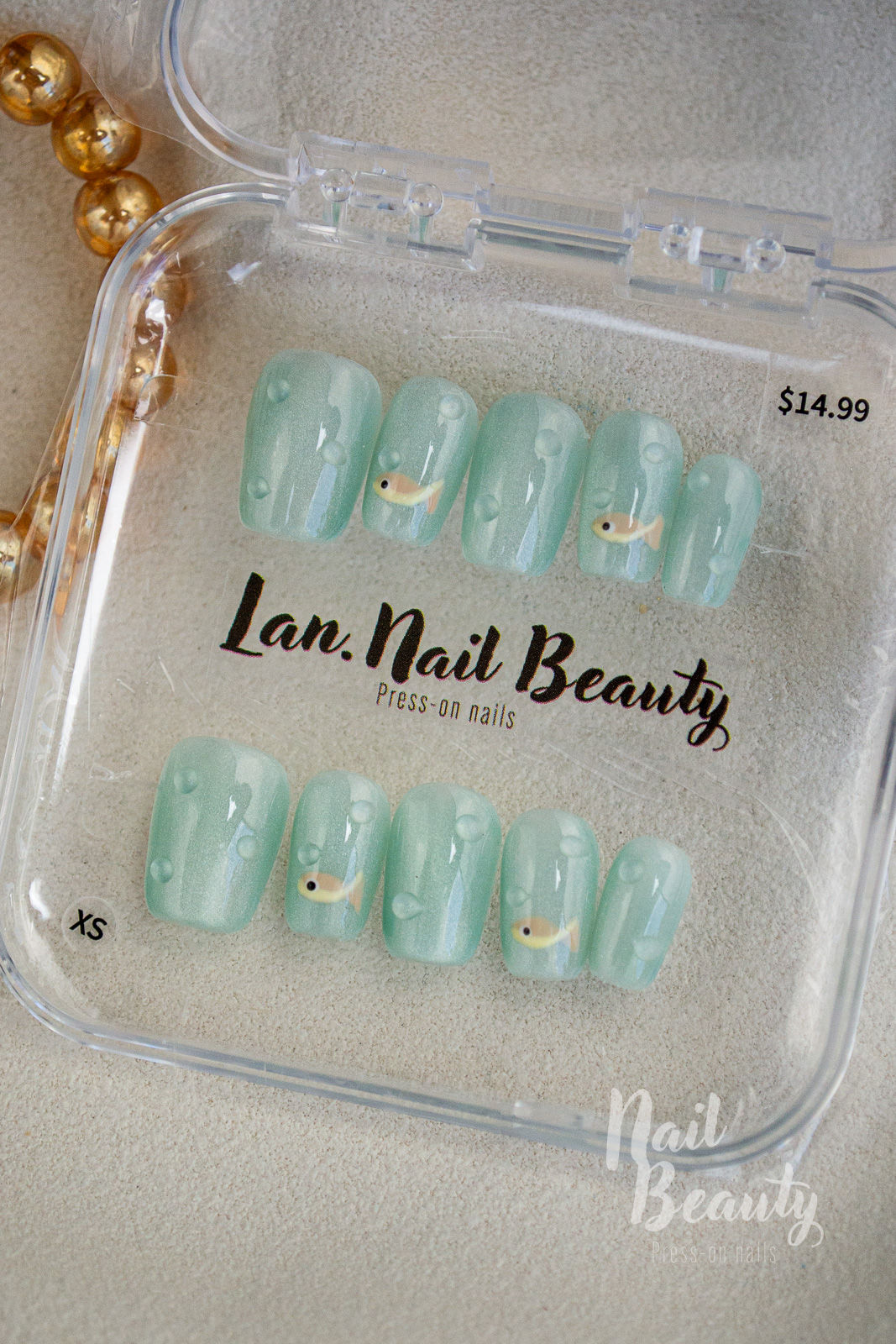 B Press-on nail S
