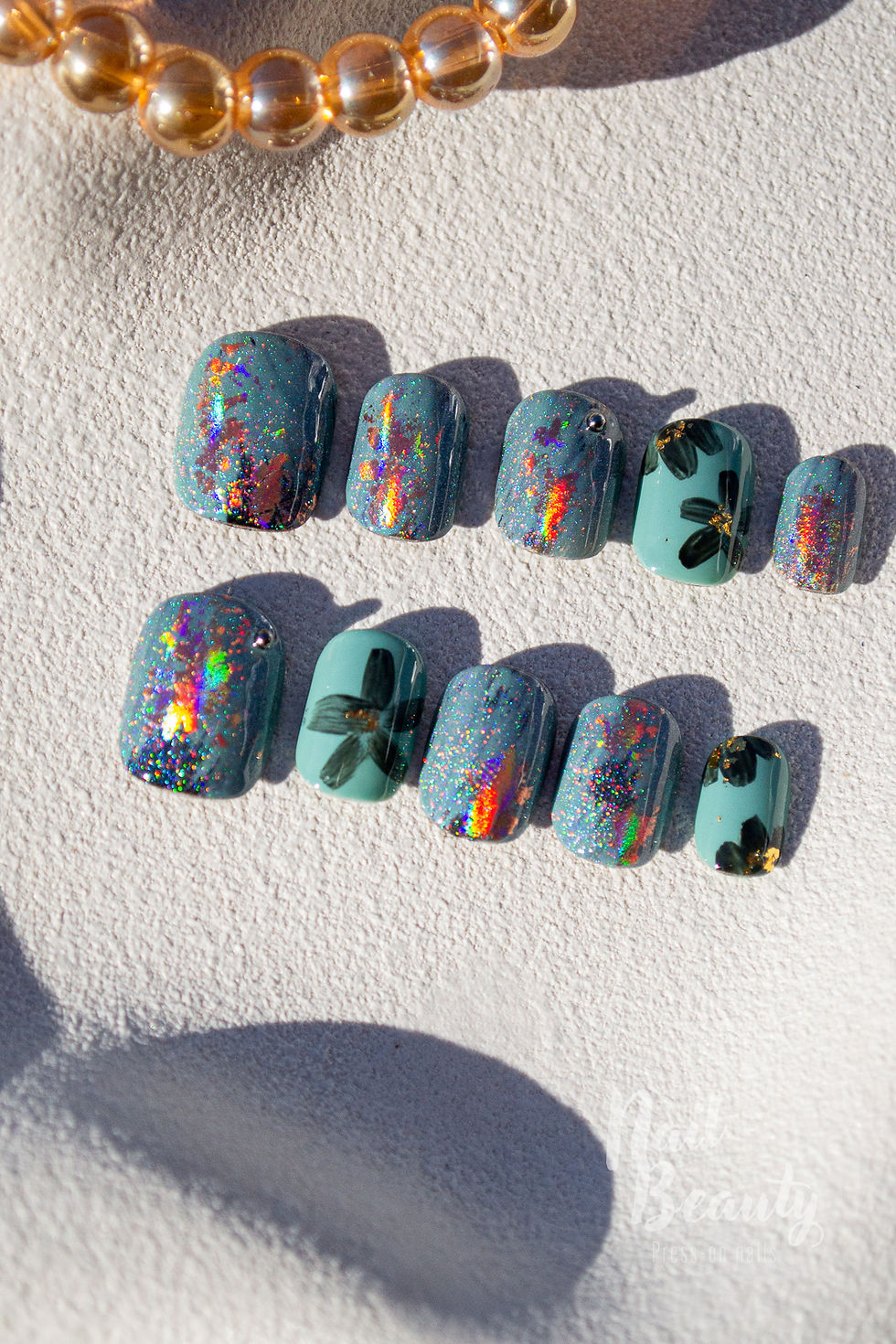 Thumbnail: Press-on nail S