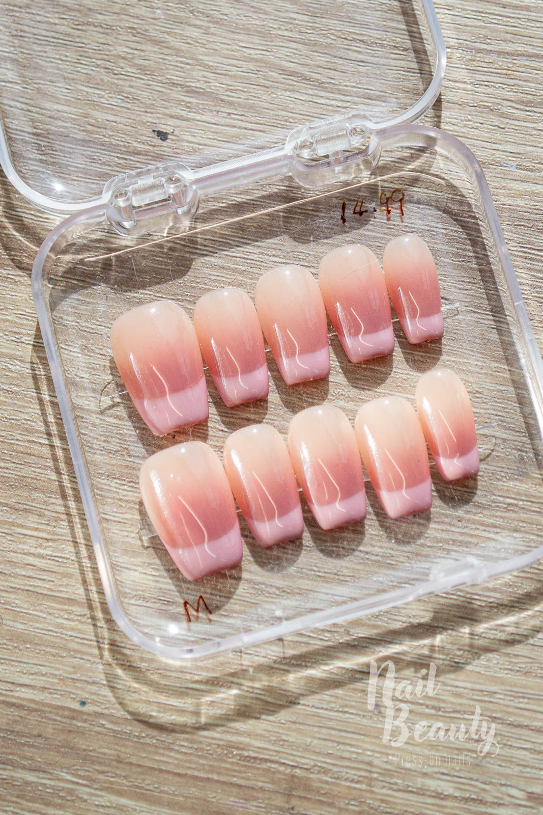 Press-on Nail