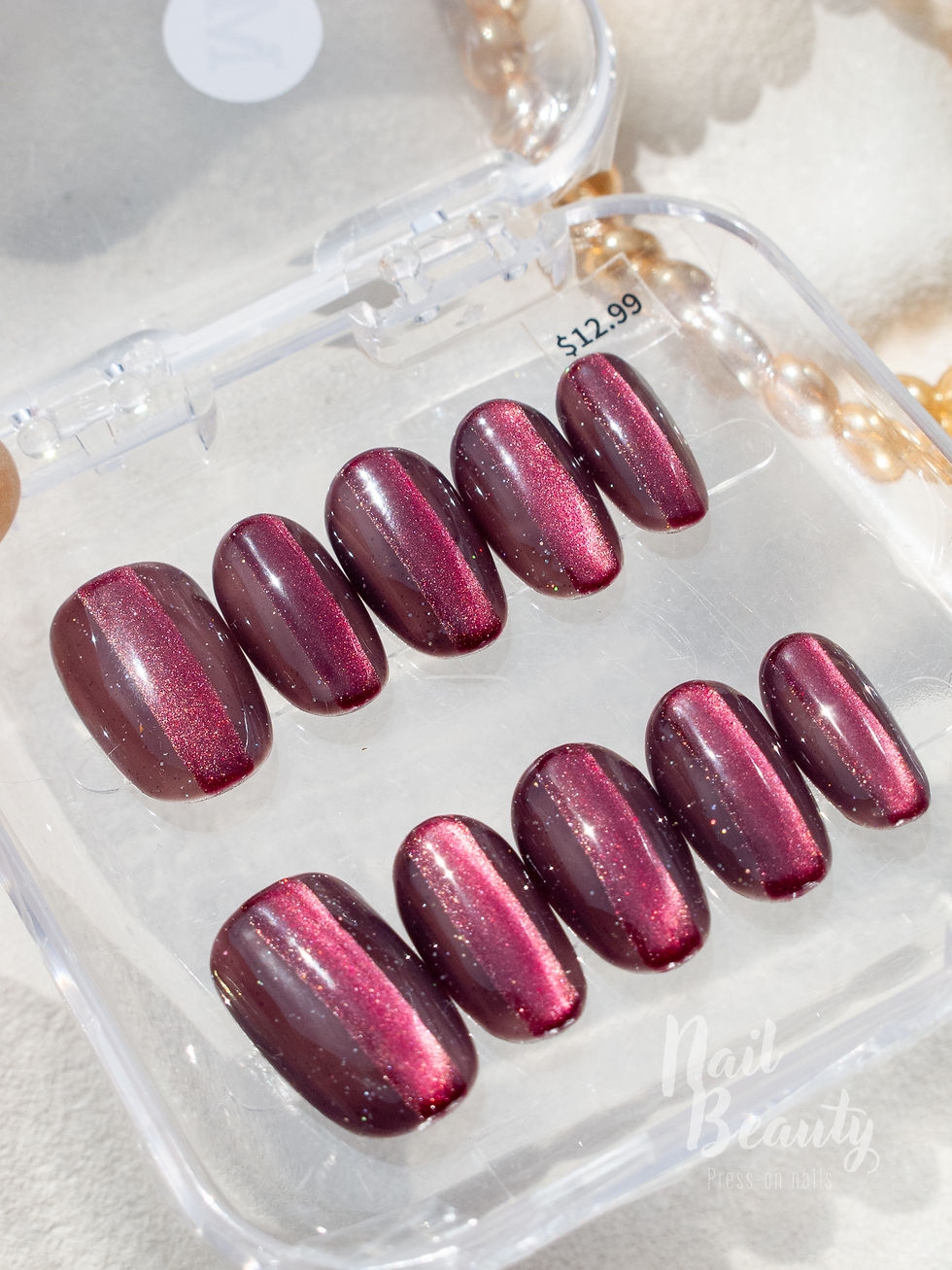 Thumbnail: O Press-on nail M