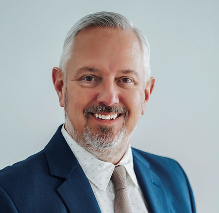 Headshot 2026_edited.jpg