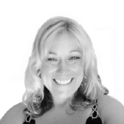 Raynee Lester - Local SEO.gif