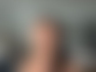 The Difference Between a Celebrity Makeup Artist and a Traditional Bridal Artist