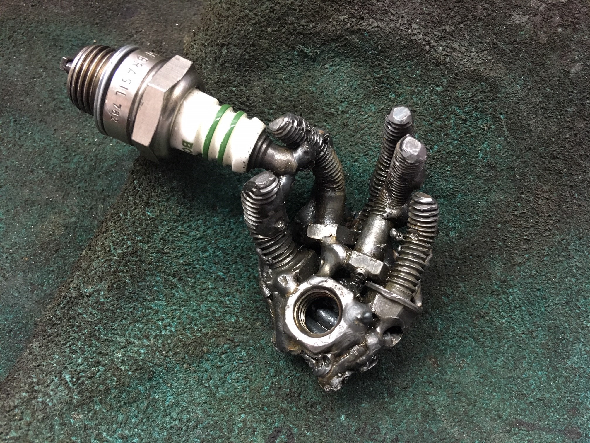hand spark plug