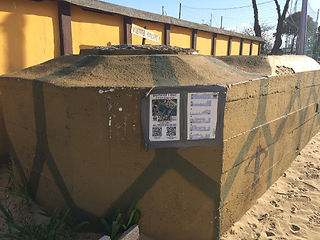 012 Bunker in spiaggia