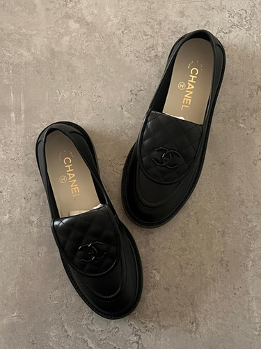 CHANEL ブラックレザー ローファー　35ハーフ CHANEL Women's Loafer for sale - eBay