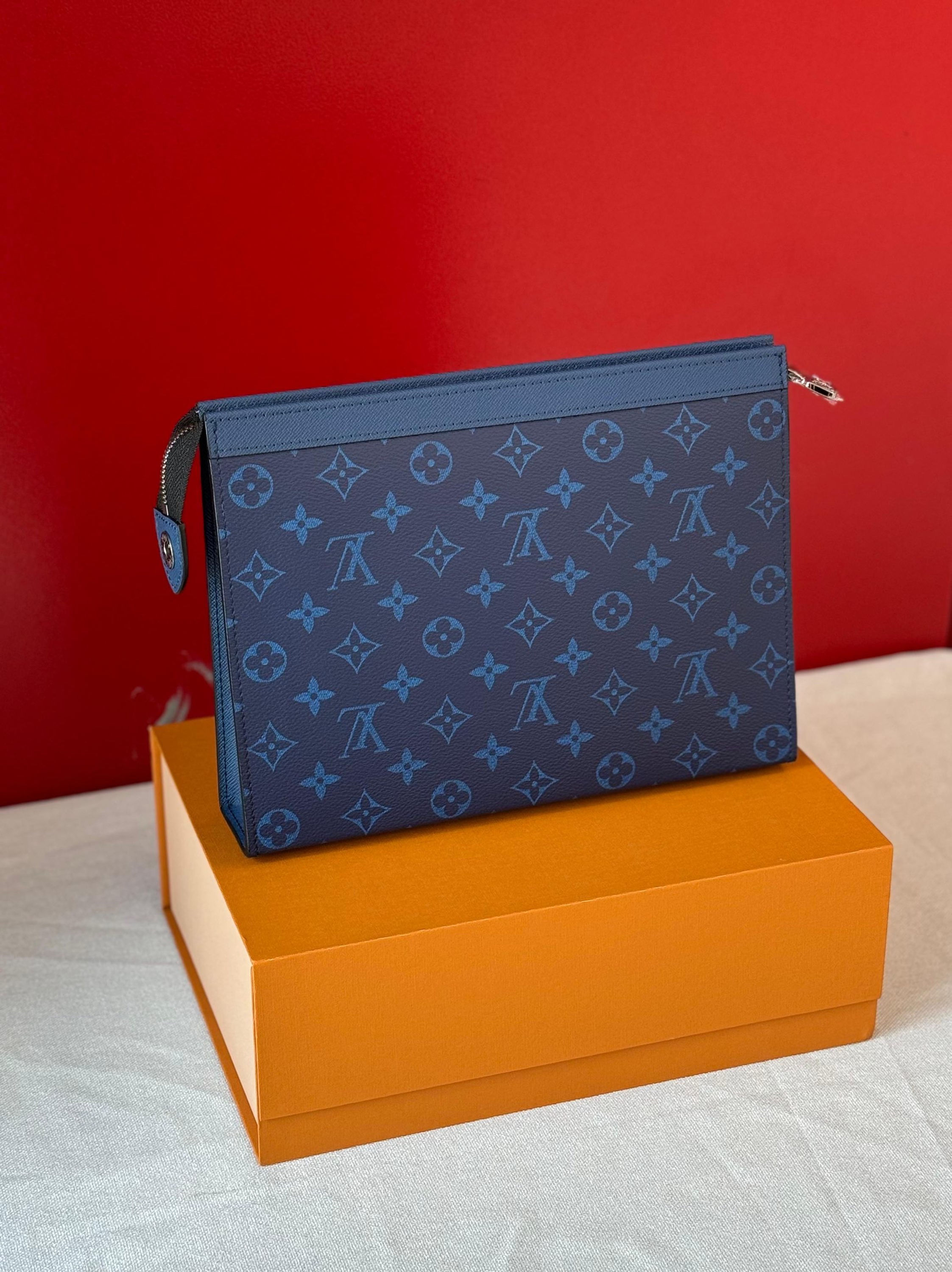 LV Pouch Bag
