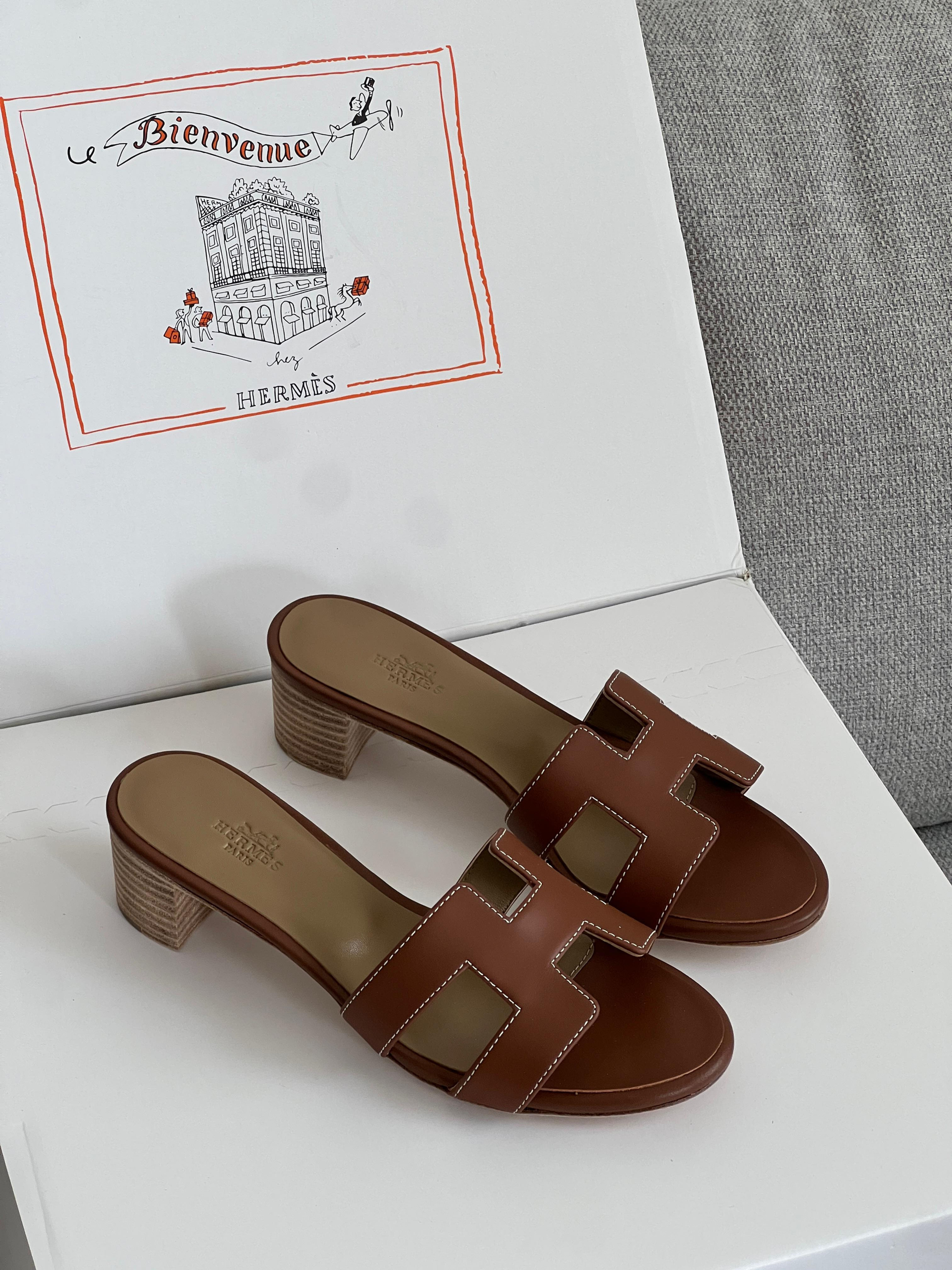 Hermes Oasis Sandal