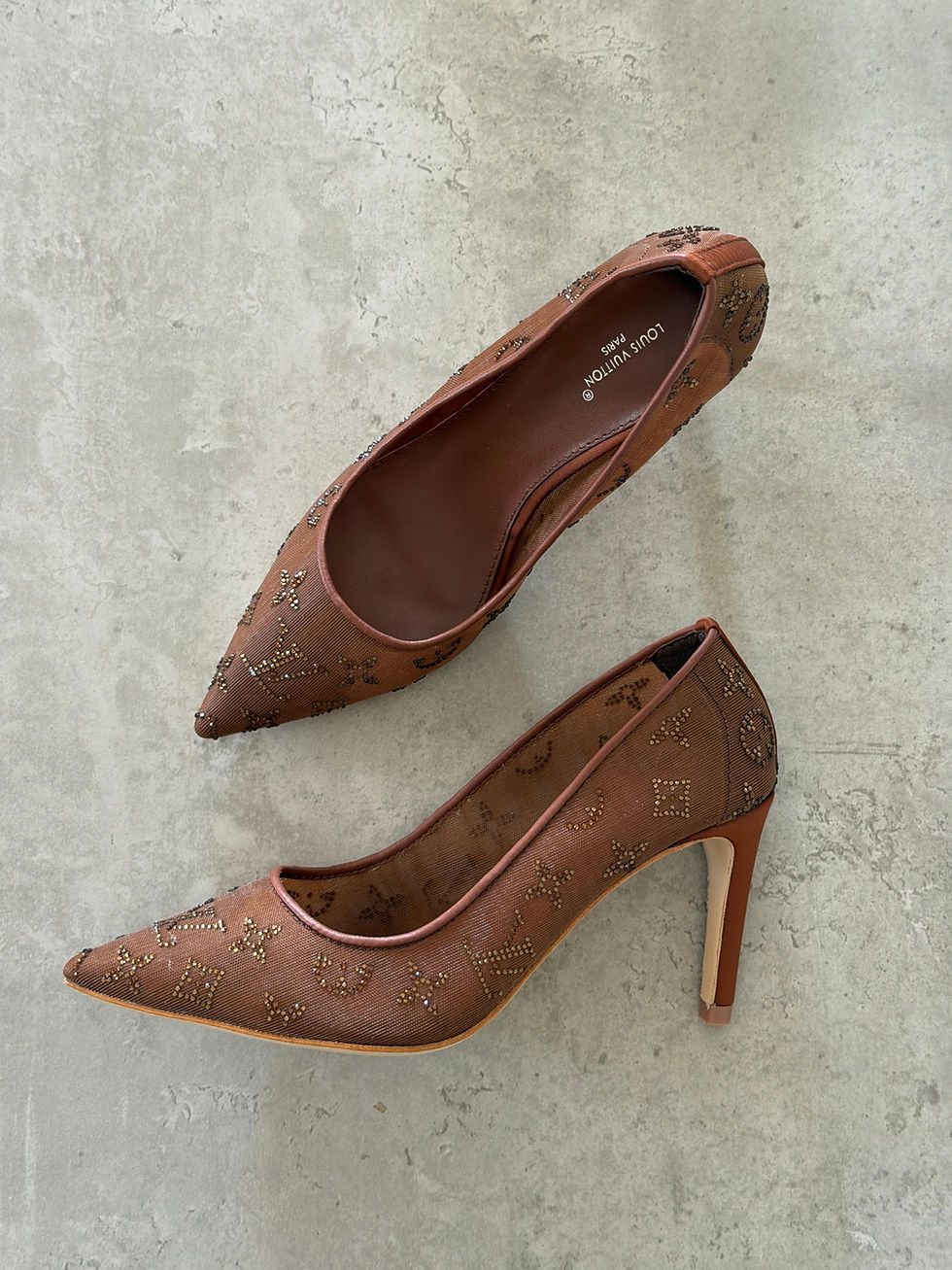 Thumbnail: LV Gala Pump