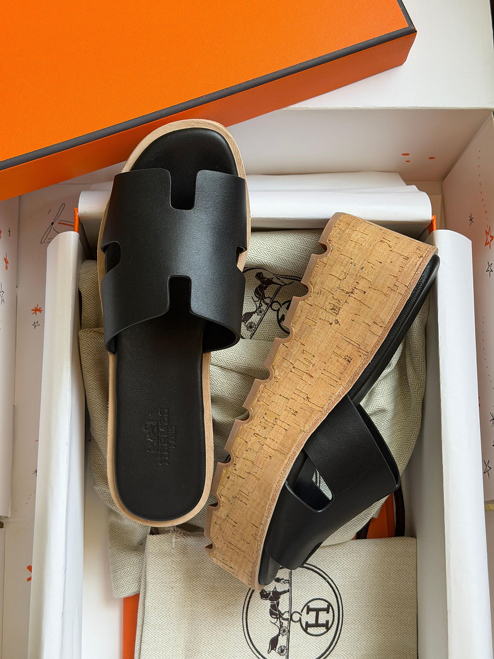 Thumbnail: Hermes Eze 30 Sandals