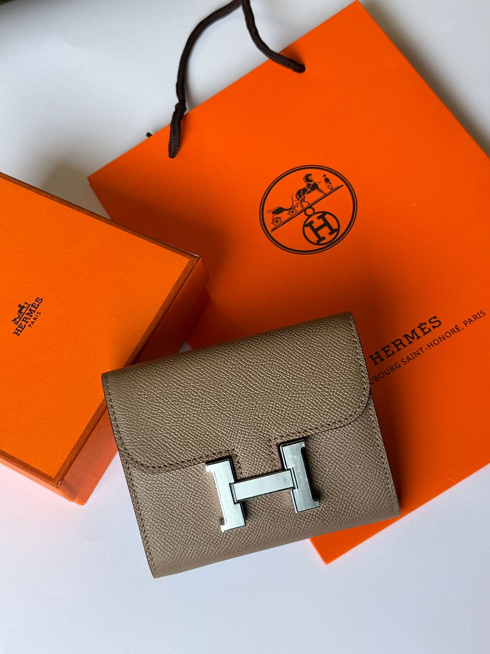 Thumbnail: Hermes Constance Slim wallet
