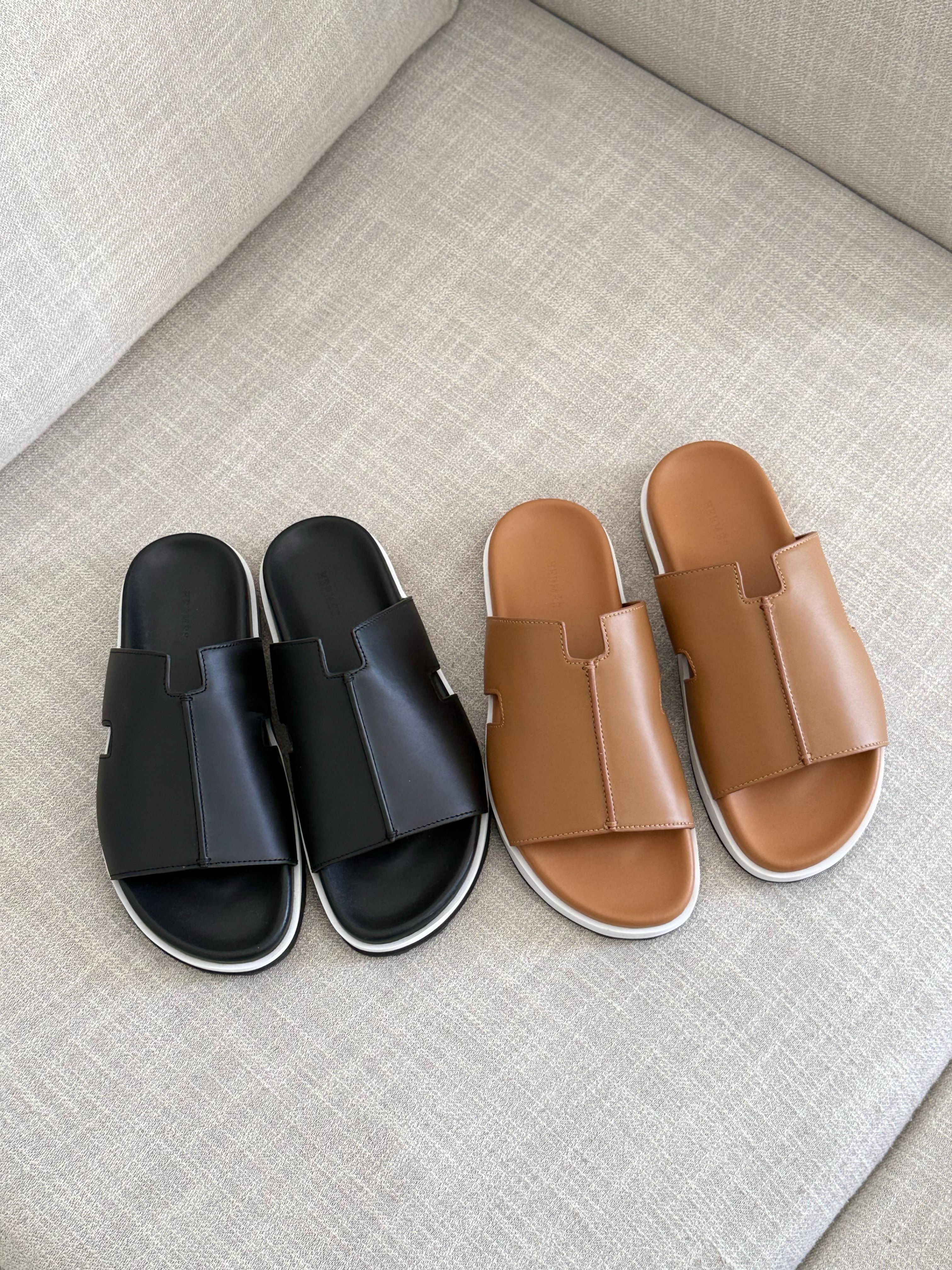 Hermes Pharaon Sandal