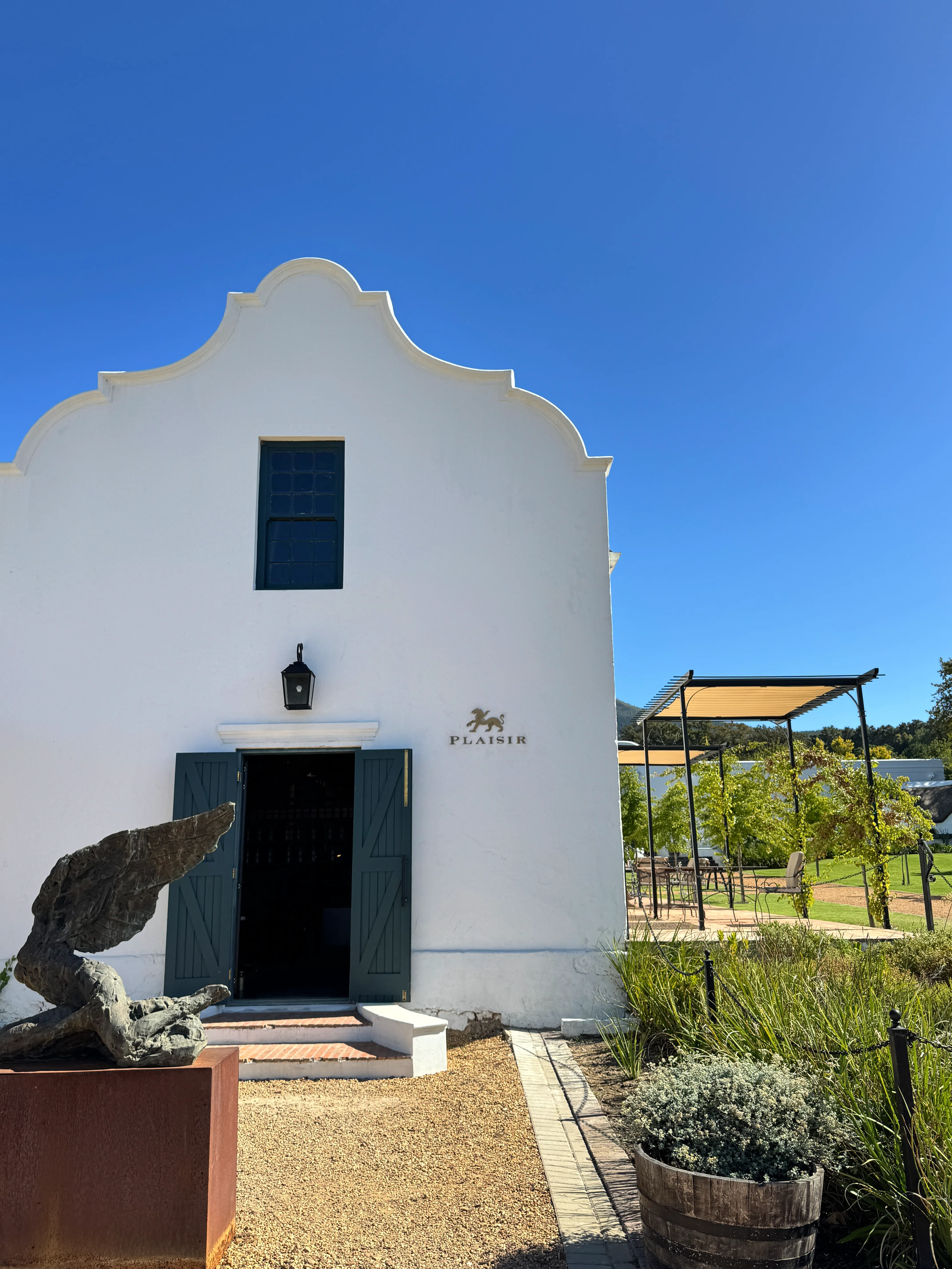 Some places leave you with photos. South Africa left me with feelings — vivid, visceral, and unforgettable. It was a trip of contrast and connection, where every stop offered something beyond the surface. These five moments didn’t just make the highlight reel — they shifted something in me.