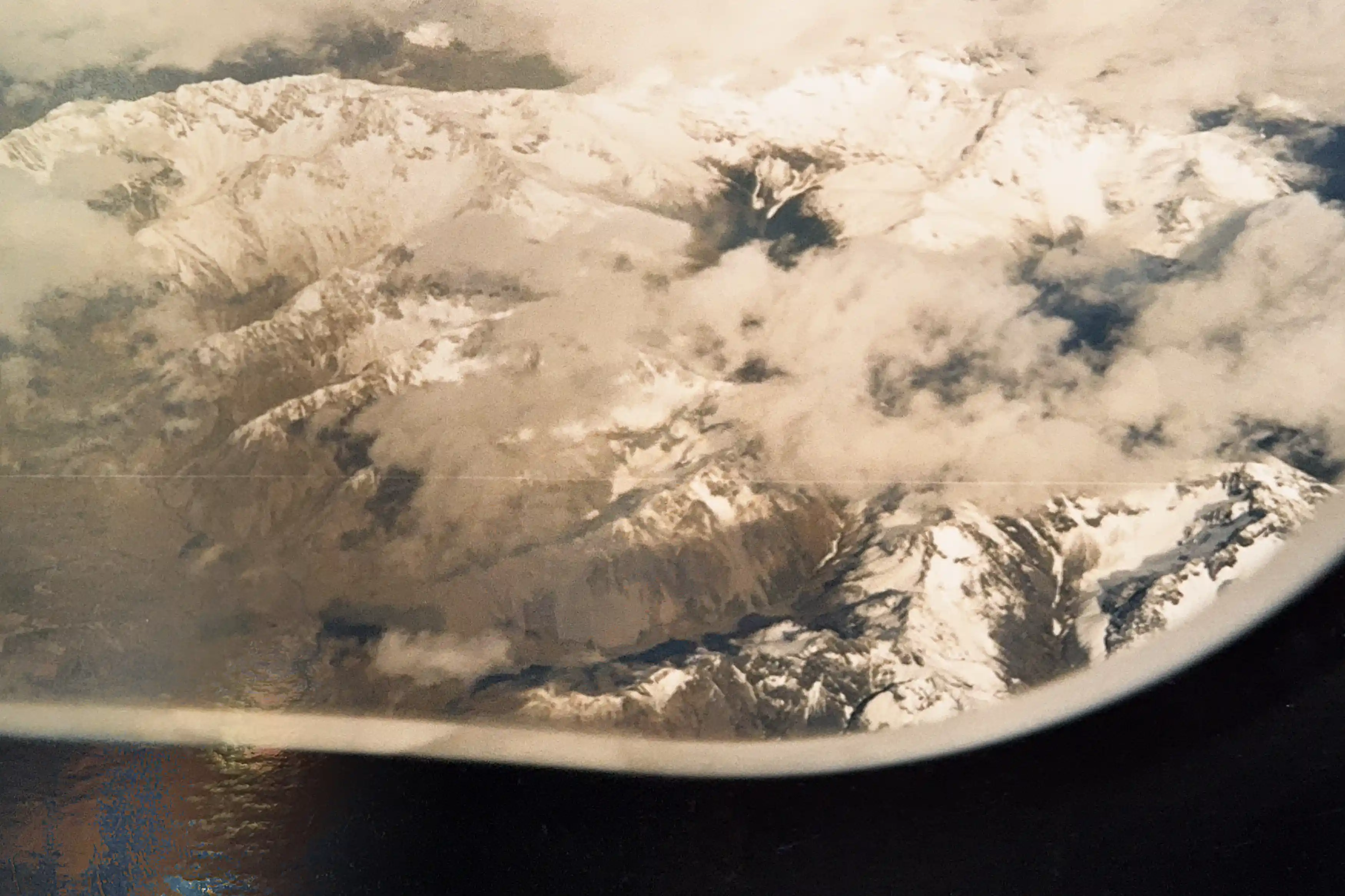 I’m sharing some of my favorite snapshots from that journey in the carousel below—a little glimpse into the magic of exploring NZ on the road. If you’ve ever dreamed of a campervan adventure, trust me, there’s no better way to see this incredible country.