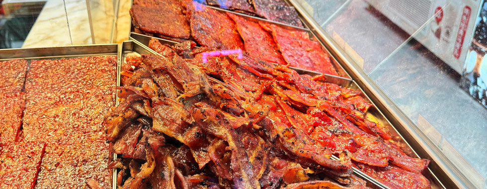 Shanghai Travel Guide: Exploring China’s Most Electric City