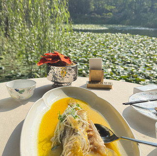 Hangzhou Travel Guide: China's "Paradise on Earth" (And Why Poets Can't Stop Writing About This City)