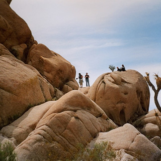 If you’re dreaming of the ultimate West USA road trip, this guide is packed with must-visit destinations, hidden gems, and unforgettable experiences across California, Arizona, and Nevada. Whether you’re a city explorer, a nature lover, or a thrill-seeker, this road trip has something for you!