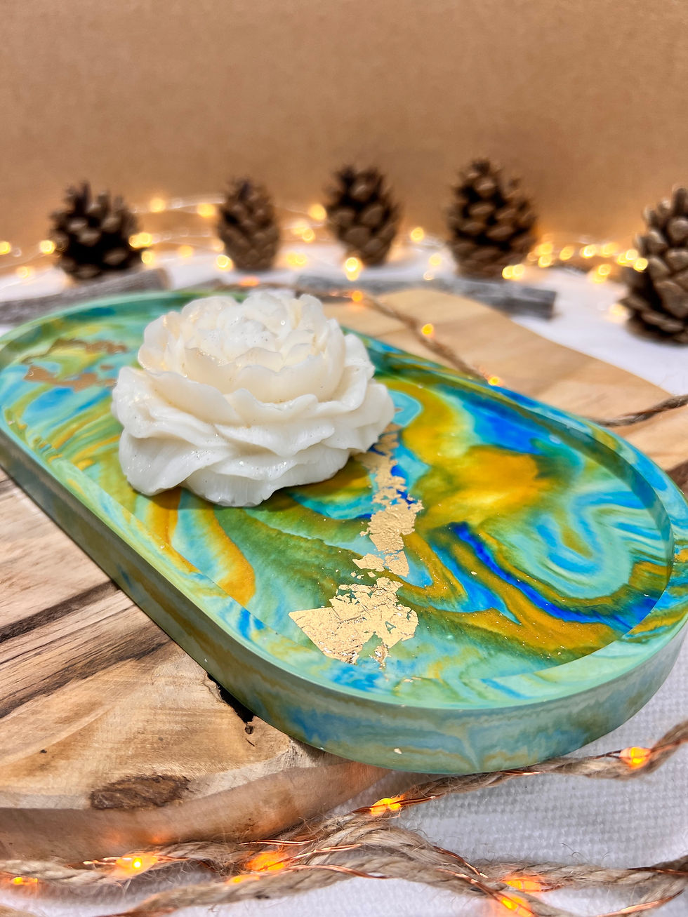 Miniature : Vide-poches en jesmonite de couleur bleu, vert et jaune moutarde