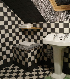 bathroom_1.jpeg