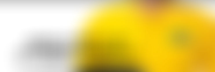 Busca a el de la camisa amarilla en tiendas