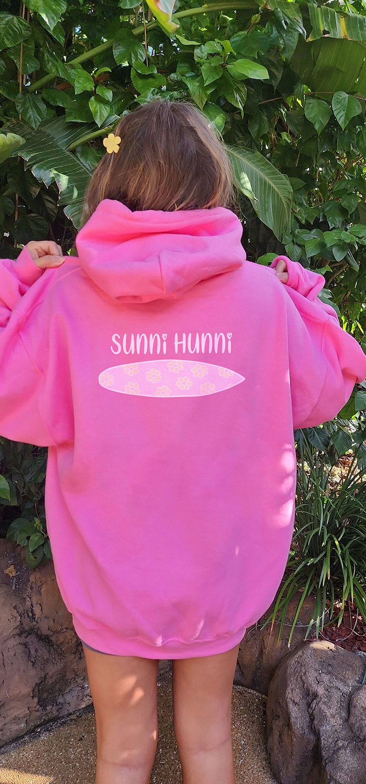 Thumbnail: Sunni hunni, sunny hunny, Beach wear, surf wear, girly sweater, surf sweater, cozy sweater, relaxed fit crewneck sweater, col