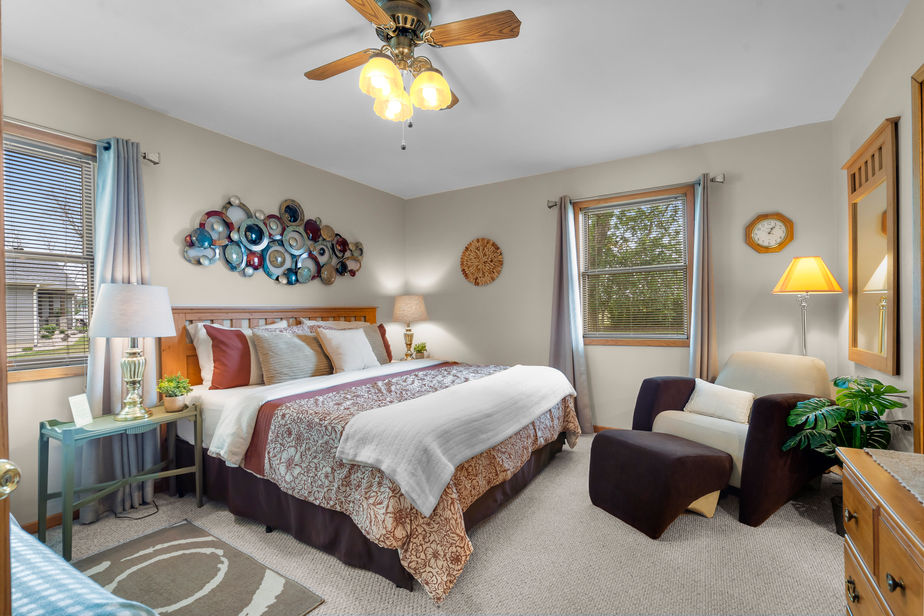 08-145 203 Wildon St.jpg