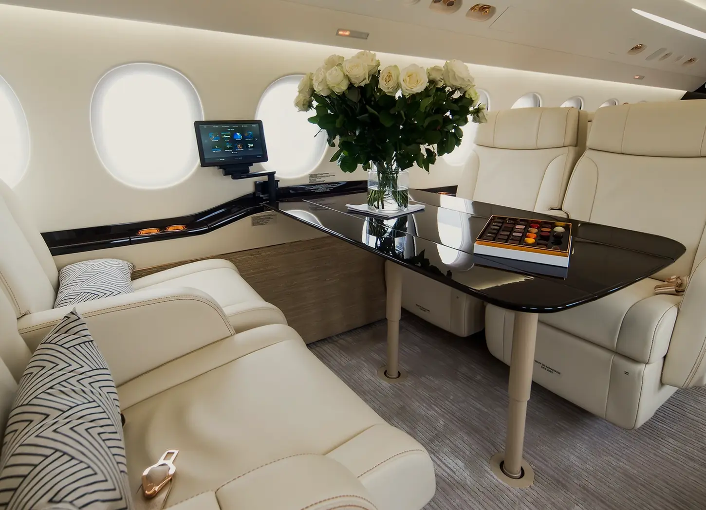 Jet Members: Tailored Private Jet Membership Charter Luxury Travel