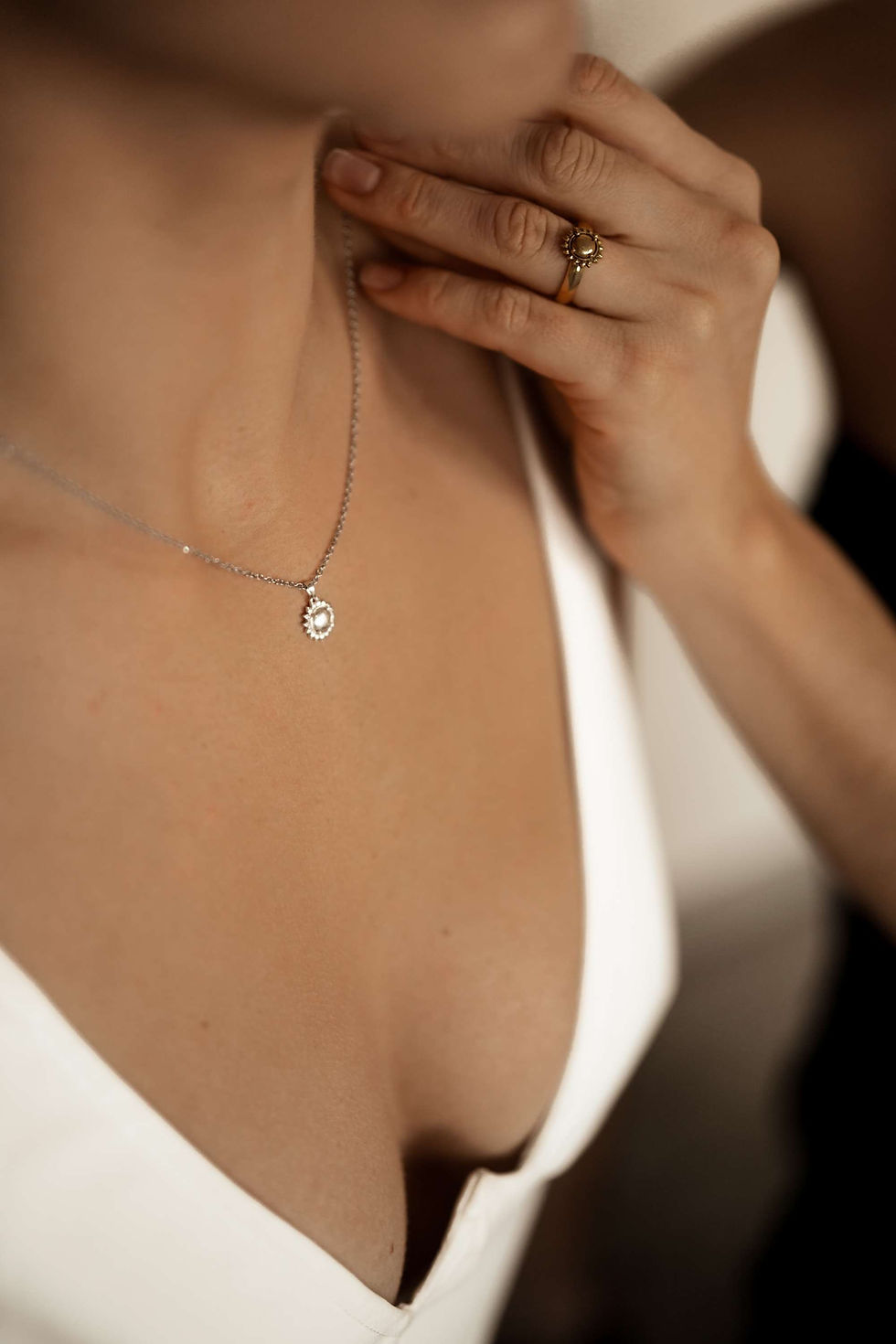 Thumbnail: Linear Daylight  Solar Pendant Set