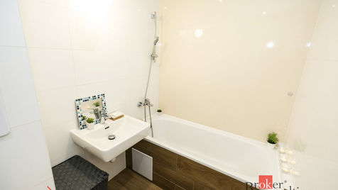 Kúpeľňa pohľad 2.jpg