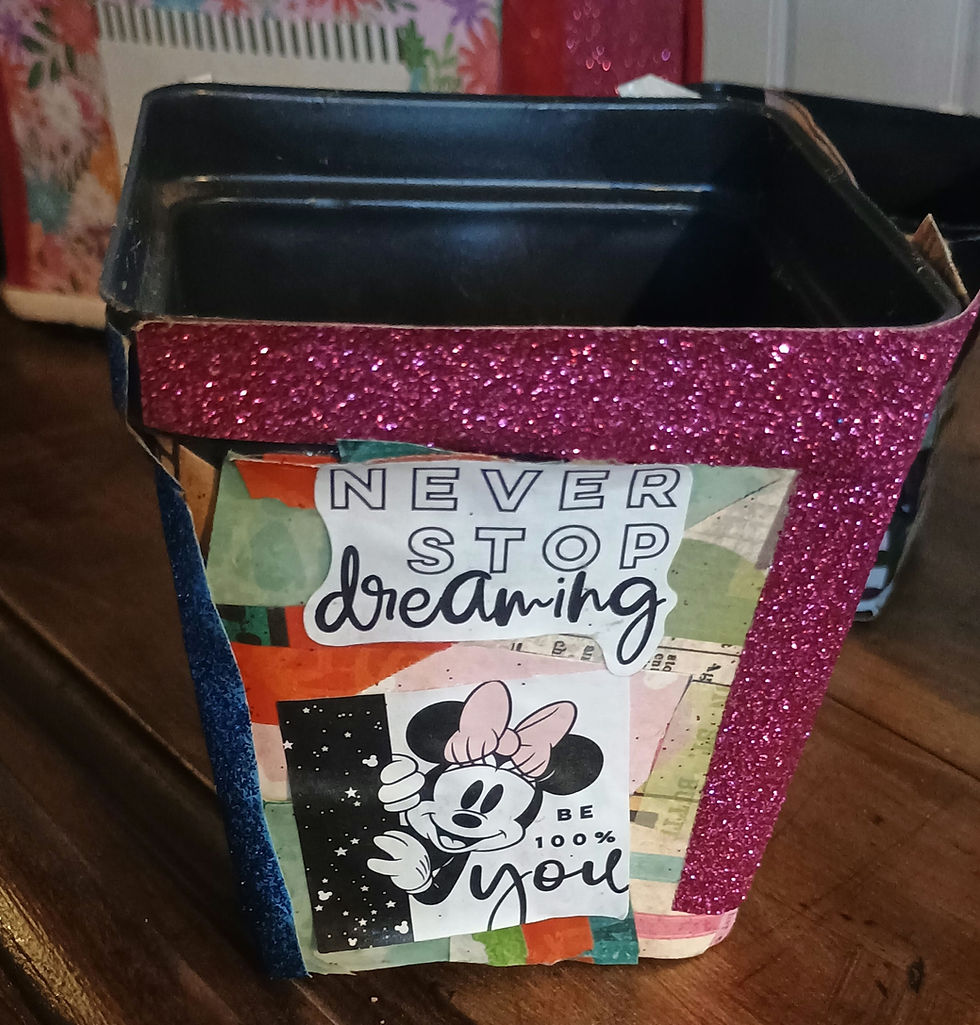 Thumbnail: minnie positive planter