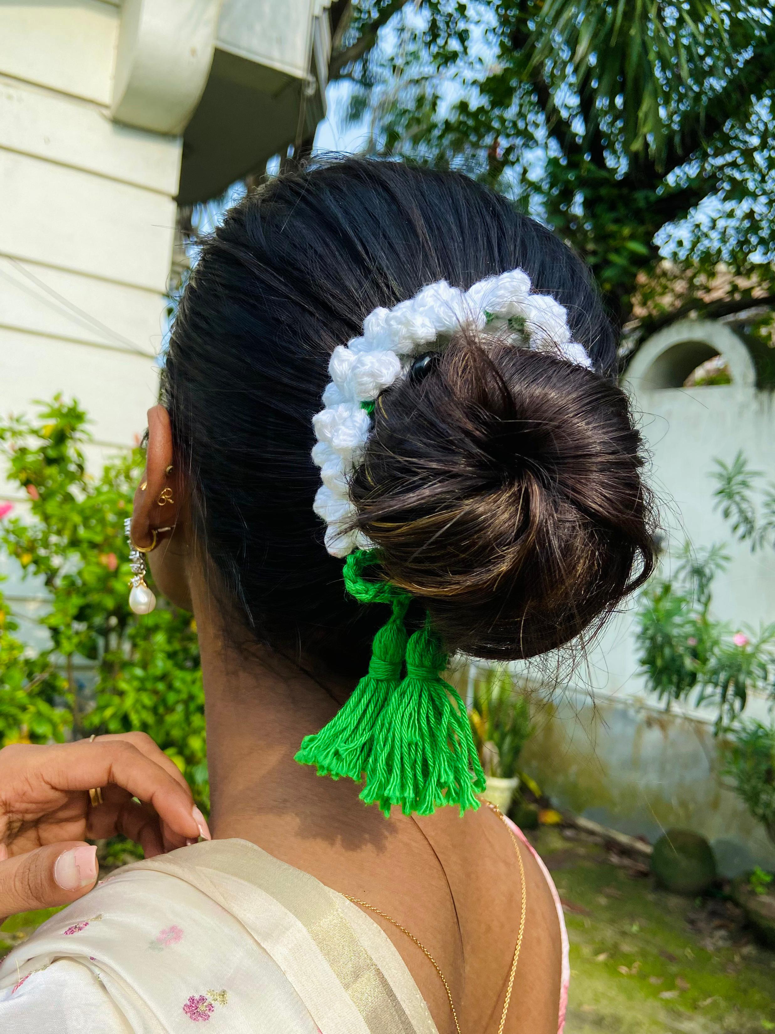 White crochet gajra for hair bun – handmade 100% cotton yarn, eco-friendly bridal hair accessory