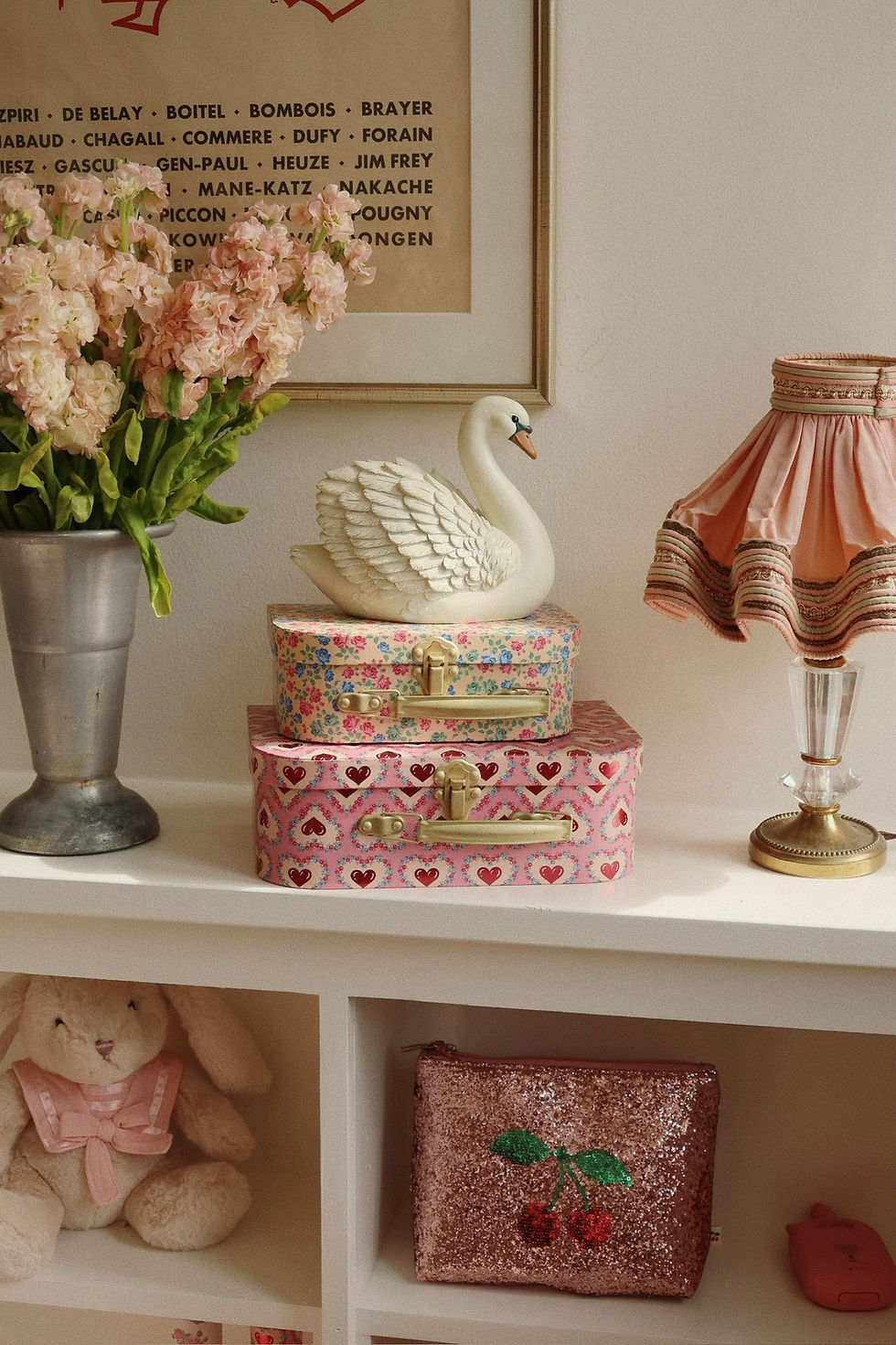 תמונה ממוזערת: Money Bank Swan