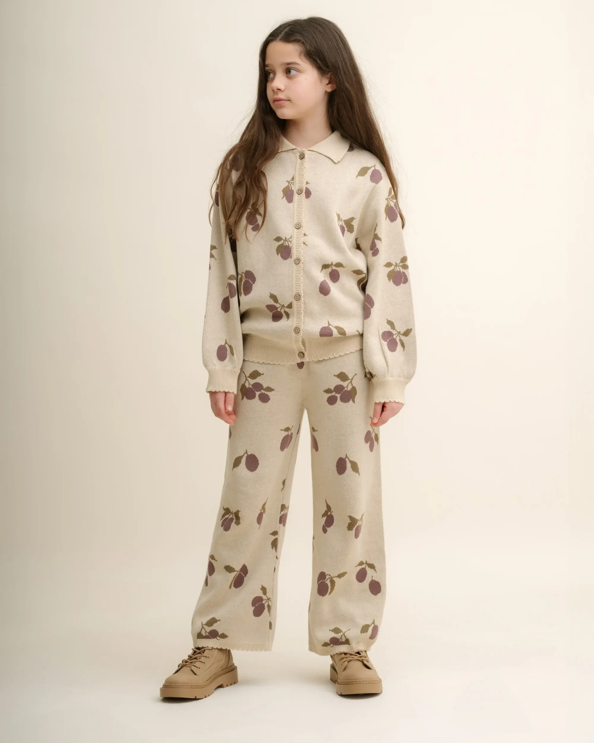 Knitted Cardigan - Prune Beige