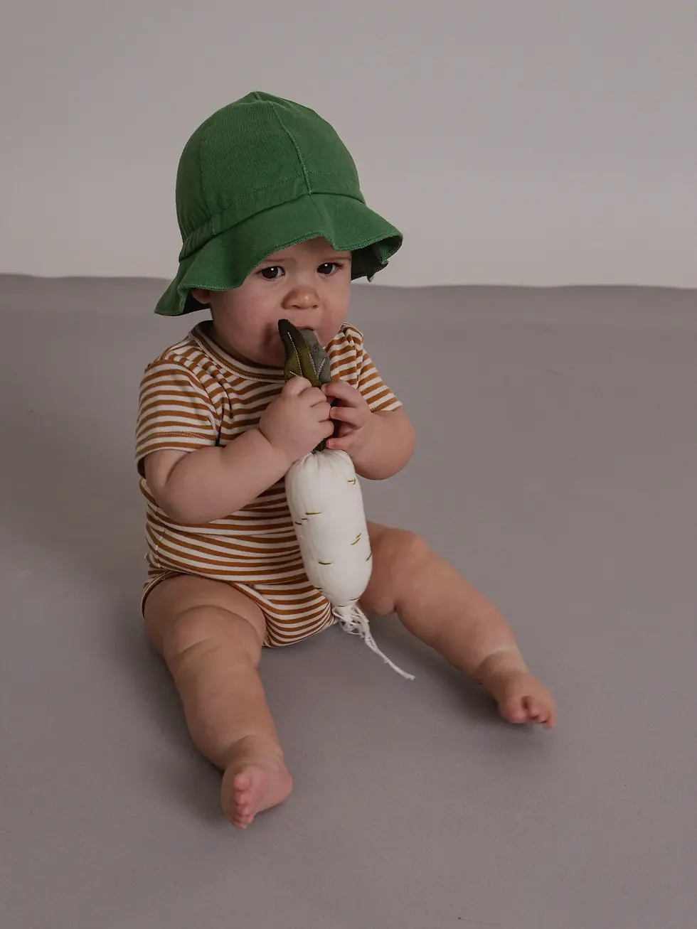 תמונה ממוזערת: Copper Stripes Short Sleeve Bodysuit