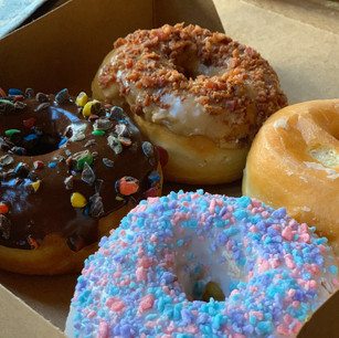 Don't miss the fresh doughnuts at Sunday River Brewery!