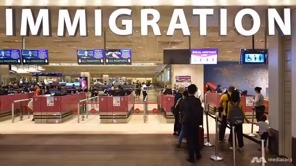 changi-airport-terminal-2-immigration.avif
