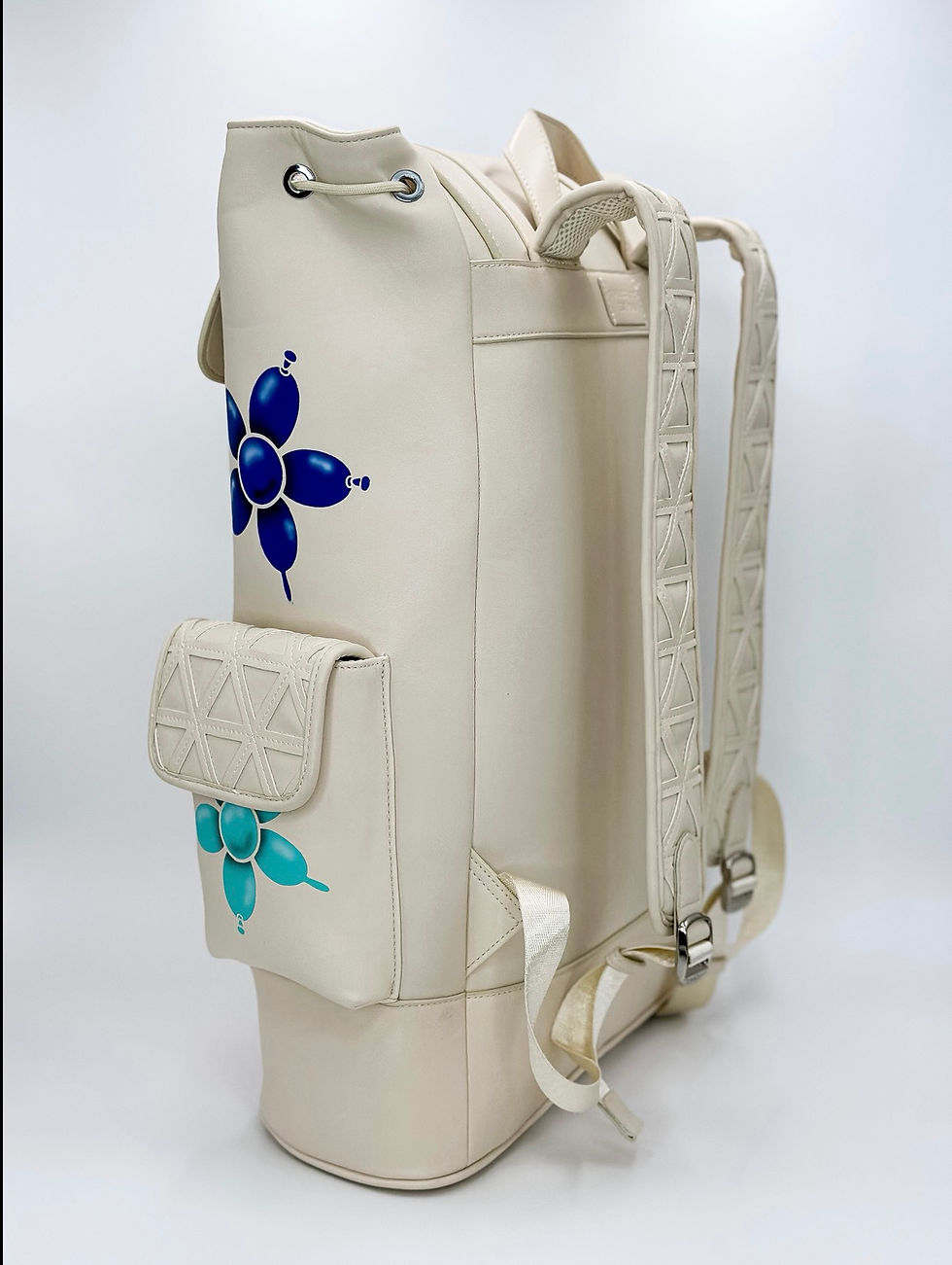 Thumbnail: Art’s Ballon Backpack
