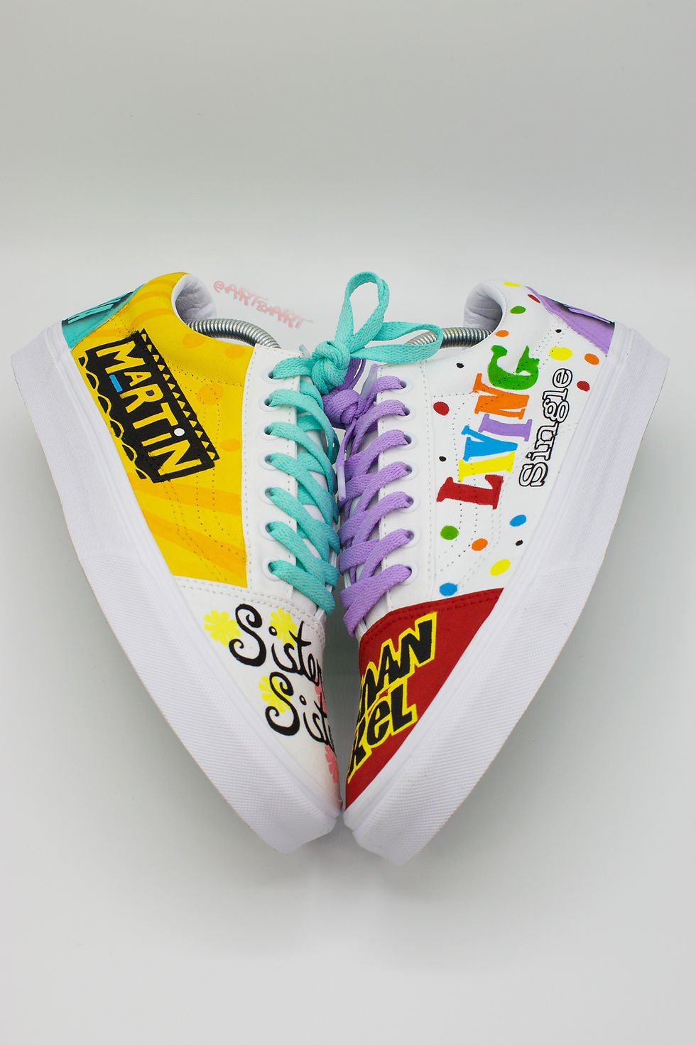Thumbnail: Nostalgia Vans (SHOES NOT INCLUDED)