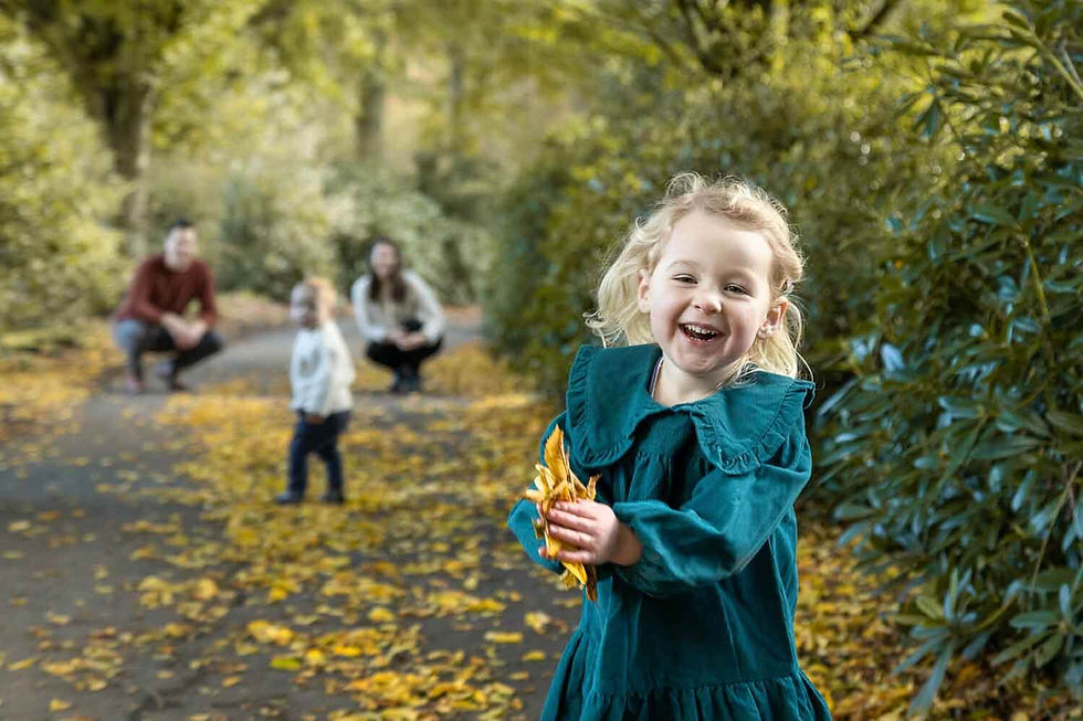 fun family photo shoot in autumn in Worcestershire